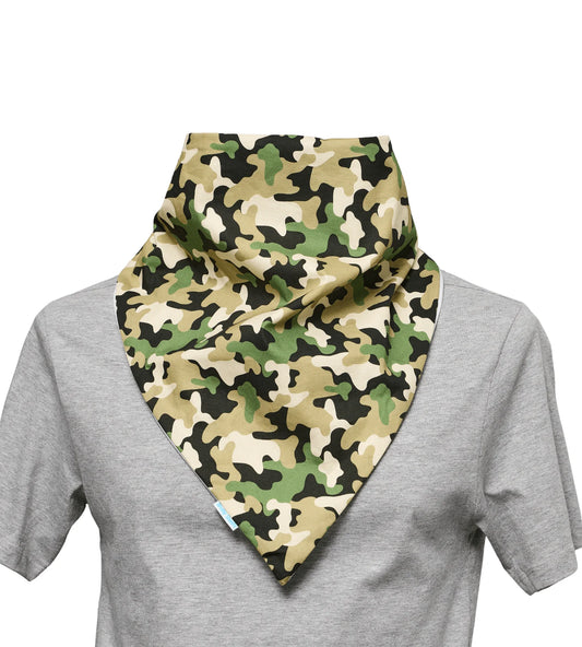 Brolly_Camo_Adult_Bandana_on_model
