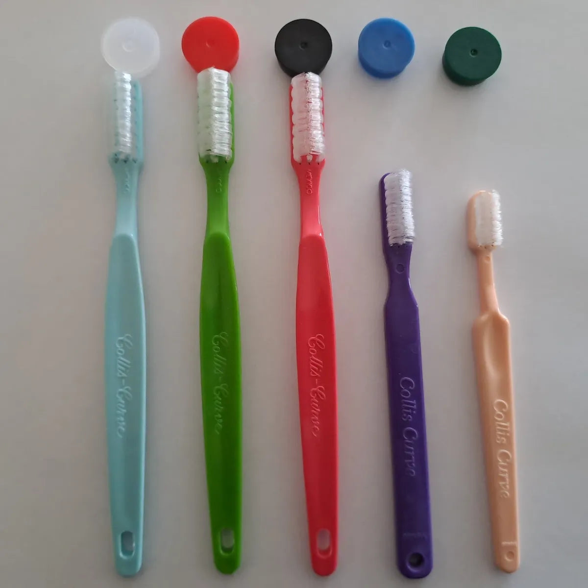 Collis-Curve_full_tooth_brush_range