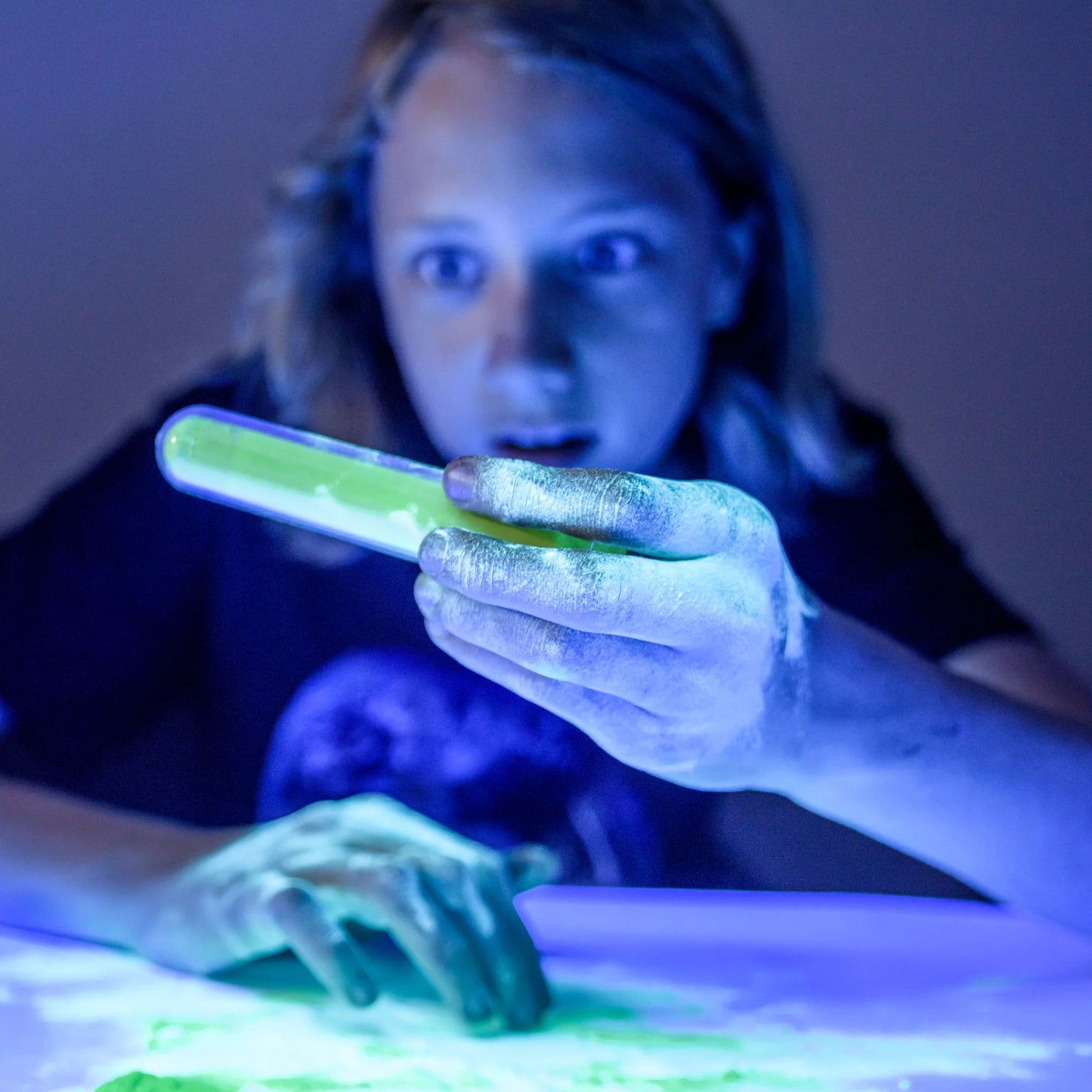 Heebie_Jeebies_Luminescent_Science_Lab_glowing_testube