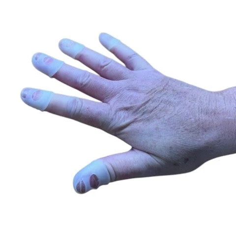 Kaiko_16_PIECE_Picky_Fingers_SAMPLER_PACK_hand
