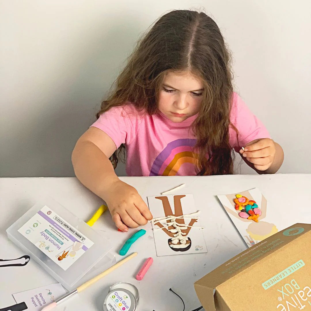 My_Creative_box_little_learners_HumanBody_child_doing_activity