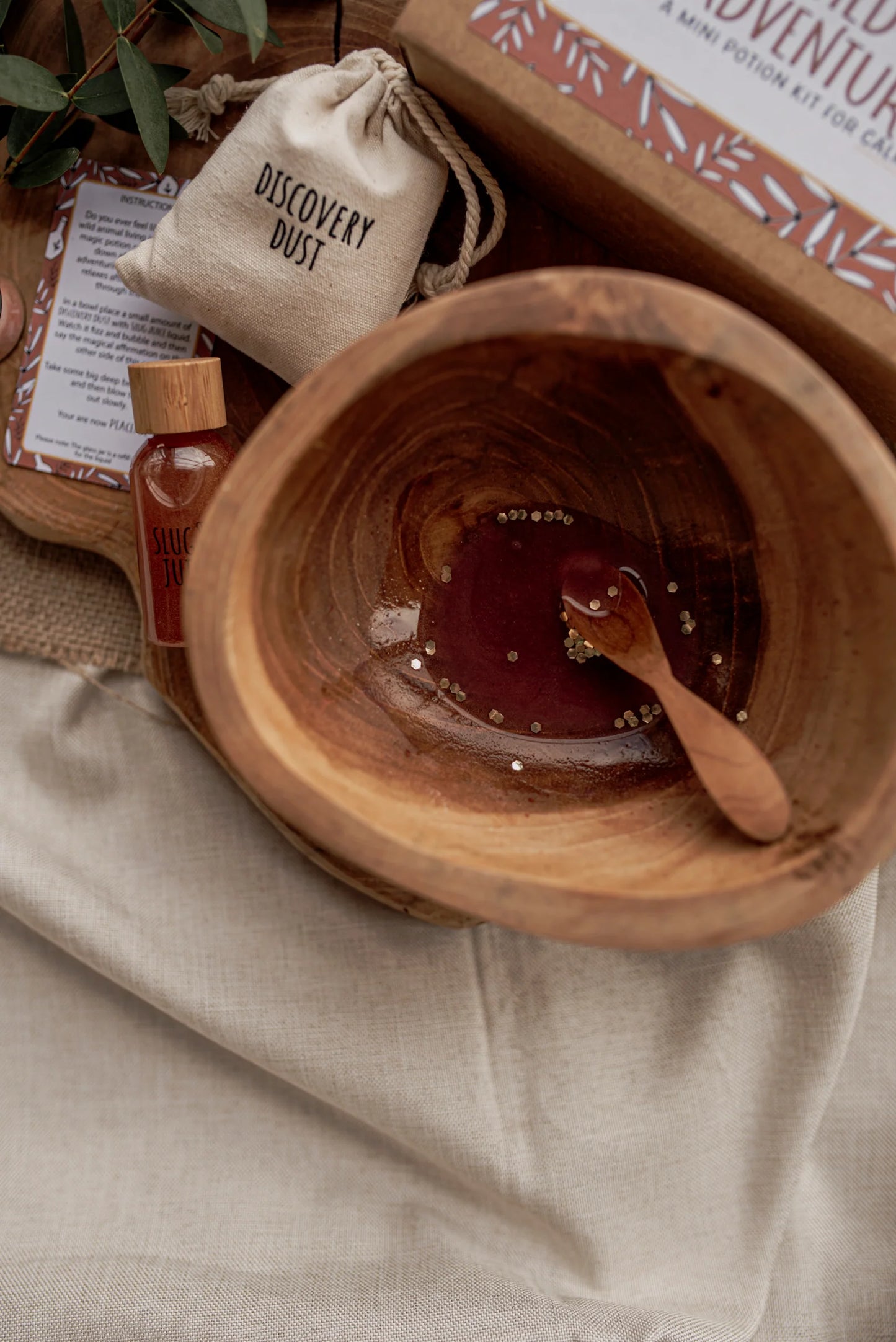 The_Little_Potion_co._MINI_Wild_Adventure_Potion_Kit_stirring