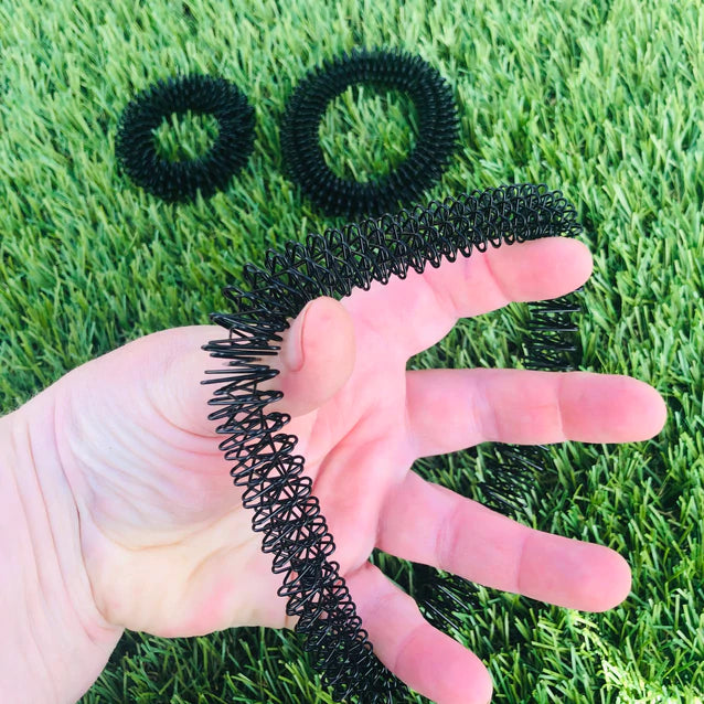 Kaiko_Wrist_Spikey_blac