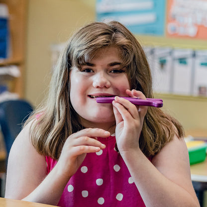 Ark_sidekick_person_chewy_large_need_to_chew