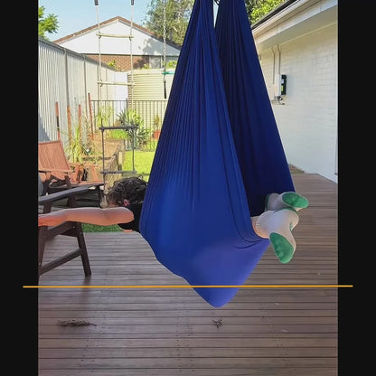 Bodysocks_Theraputic_swing_blue_flying
