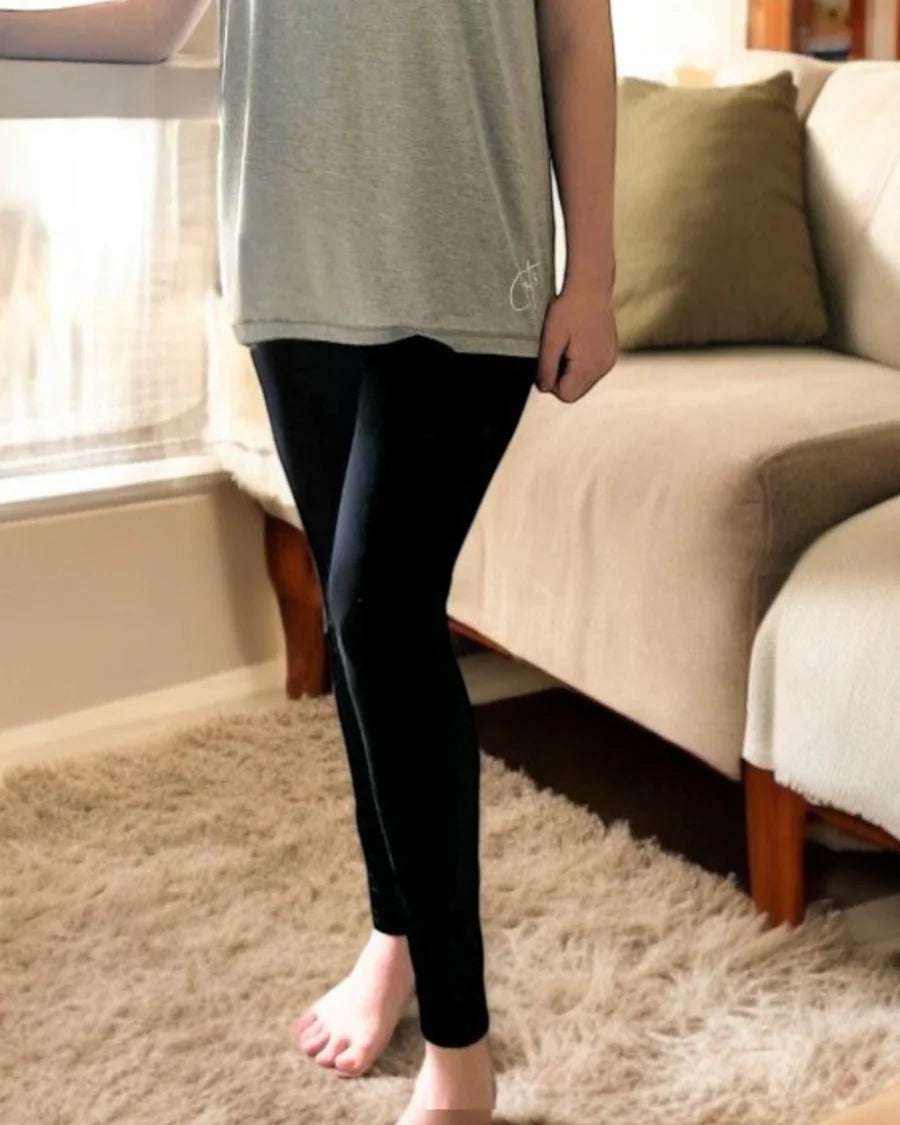 Comfort_On_The_Spectrum_Leggings_midnight_front_shot_leggings_for_girls_and_boys_foot