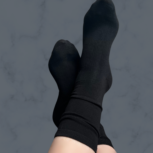 Comfort_on_the_spectrum_adult_sensory_socks_black..