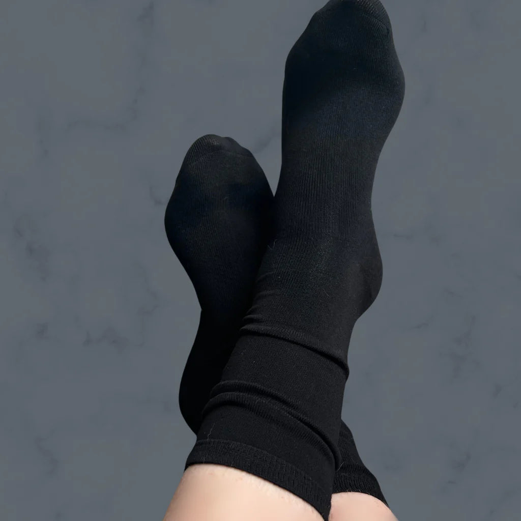 Comfort_on_the_spectrum_adult_sensory_seamless_socks_black