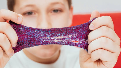 Crazy_Aaron_sThinking_Putty_mini_Eternal_Flame_boy_stretching