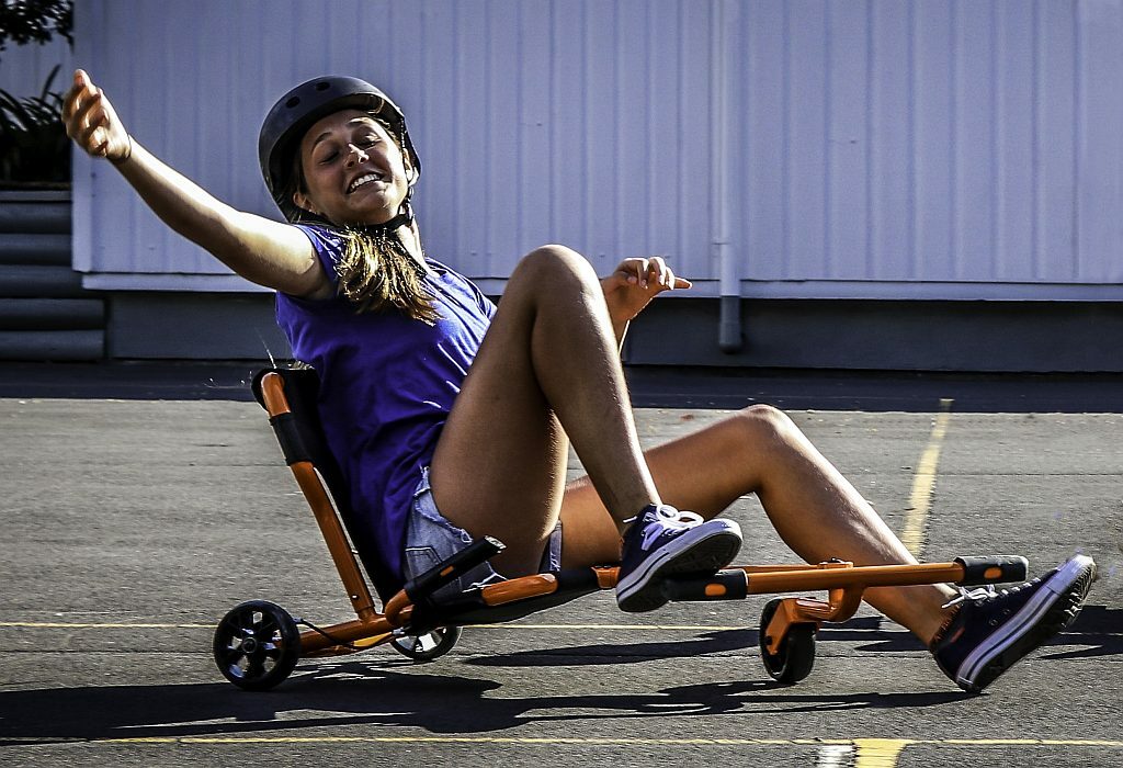 Ezyroller_ProX_orange_with_person_riding