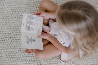 Feelings_Friend_girl_reading_book_on_bed
