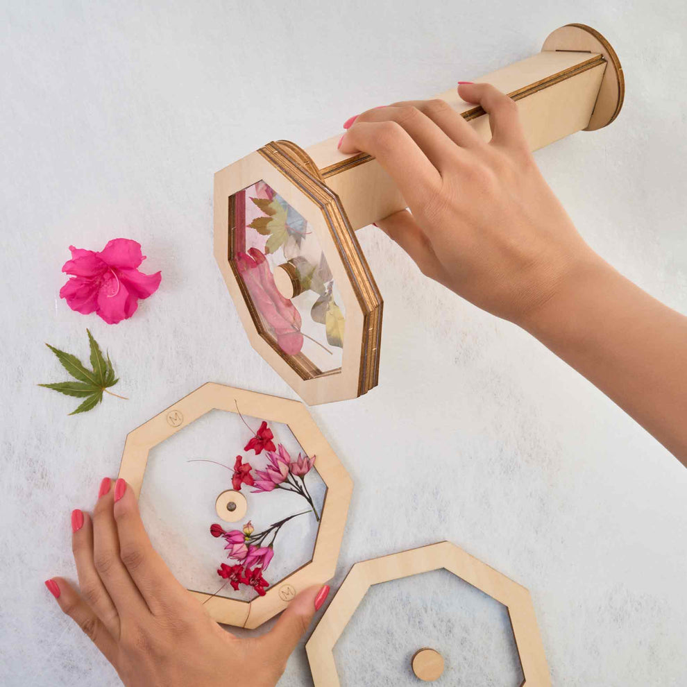 Kalejdo Box Kaleido Craft- Build your own Kaleidescope Kit – TheHappyGiraffe