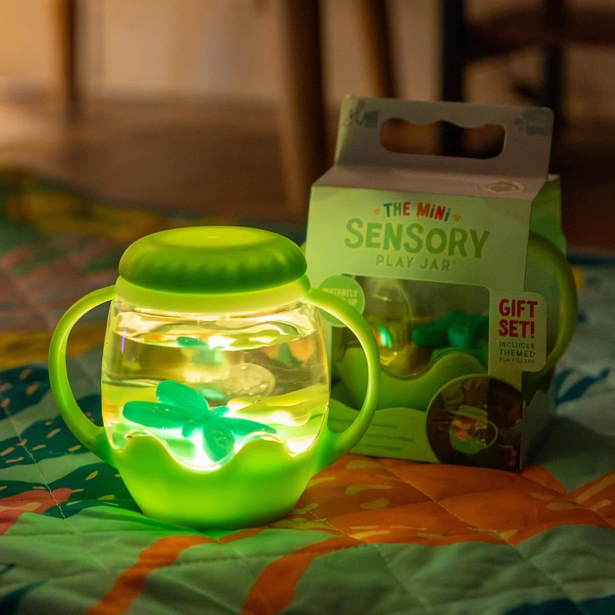 Jellystone_Mini_Sensory_Jar_Gift_Set_lit_up
