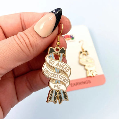 Jubly_Umph_Go_ahead_underestimate_me_Earrings_in_hands