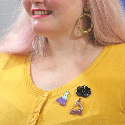 'Science Has The Best Solutions' Lapel Pin- Jubly-Umph