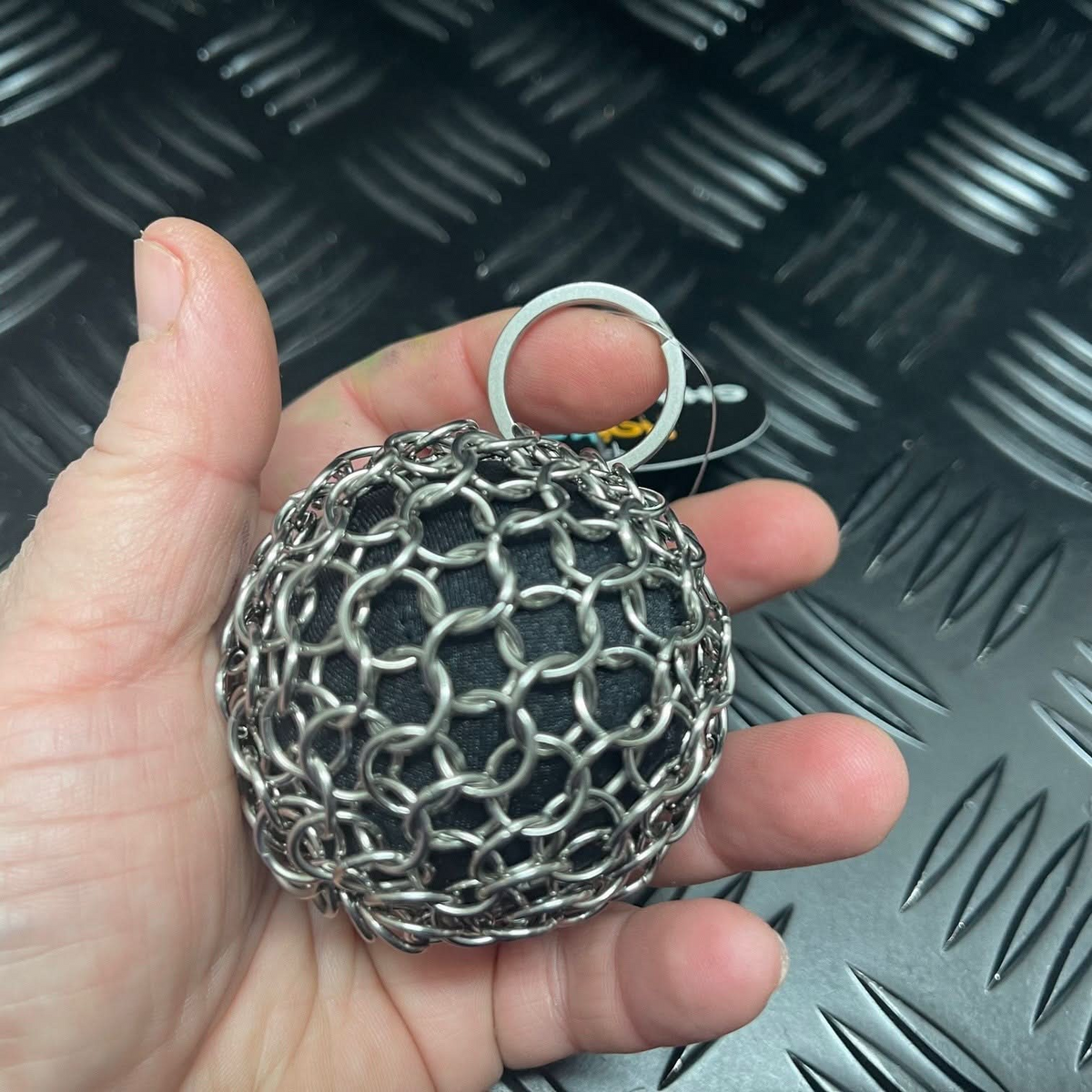 Kaiko_Chain-Maille-BALLS-Firm-Squish-Picking-Support