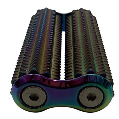 Kaiko_Spikey_Hand_Roller_side