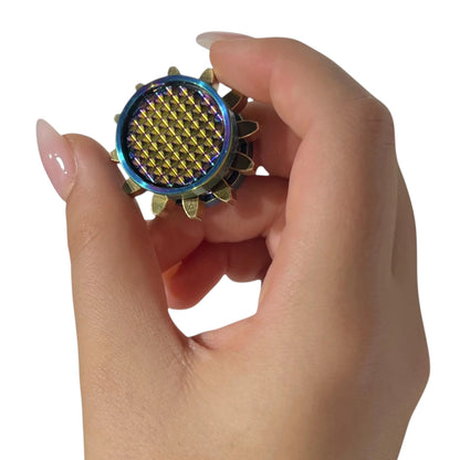 Kaiko_Spikey_Mega_cog_in_hand