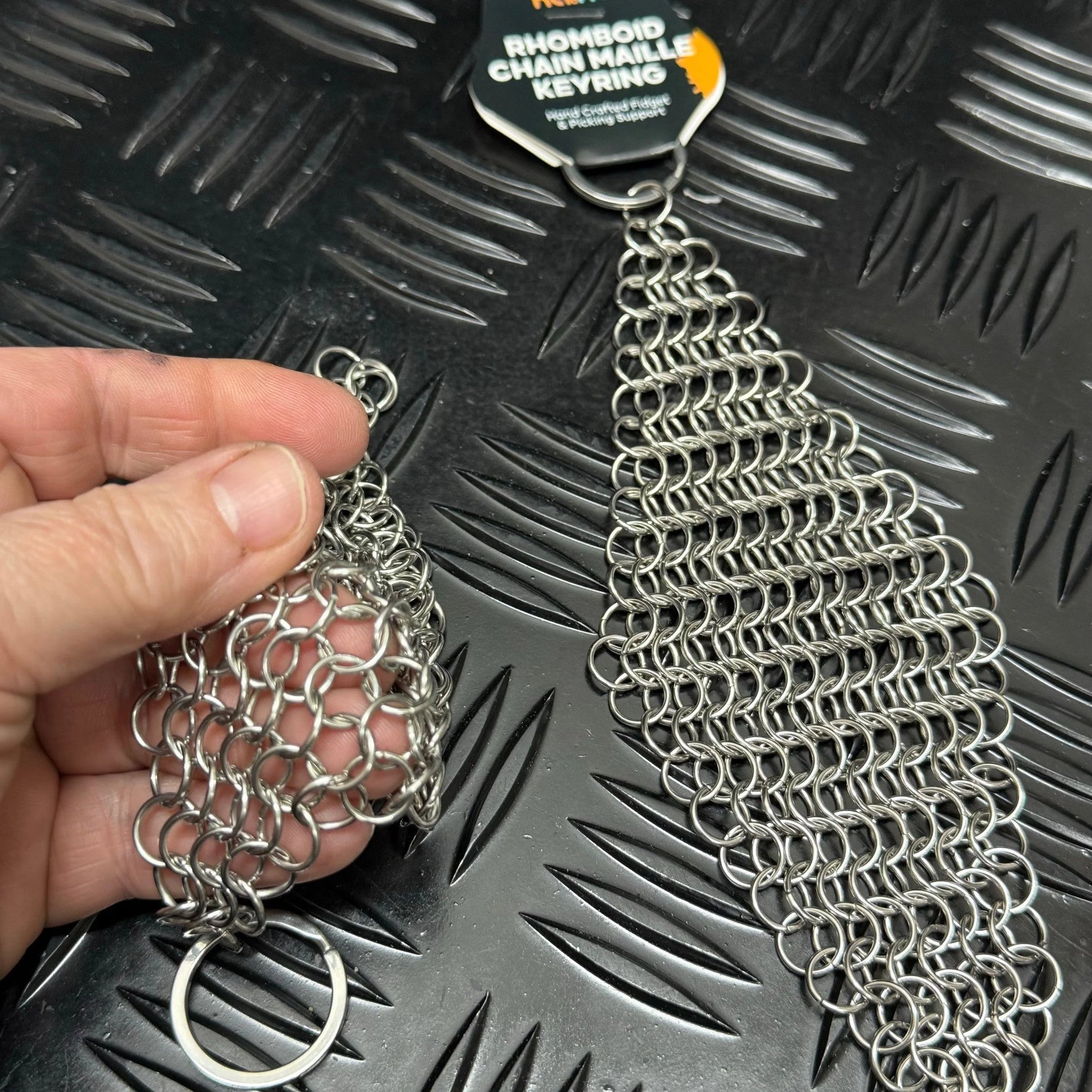 Kaiko_rhomboid_keyring