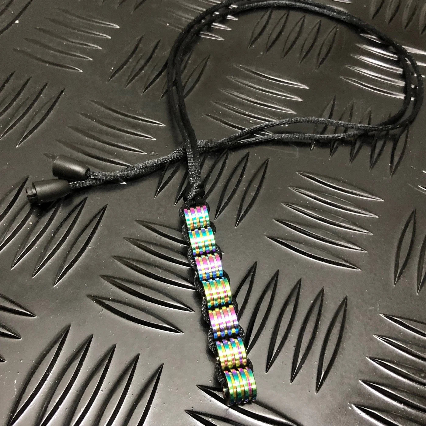 Kaiko_silk_worm_necklace_oil_slick