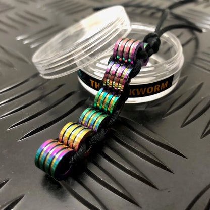 Kaiko_silkworm_hand_fidget_oil_slick