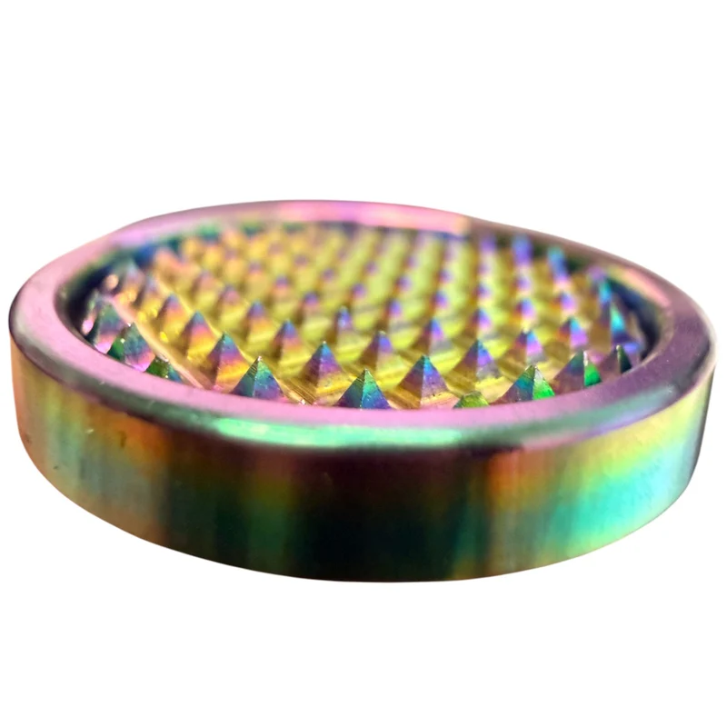 Kaiko_spikey_spinner_hub_close_up