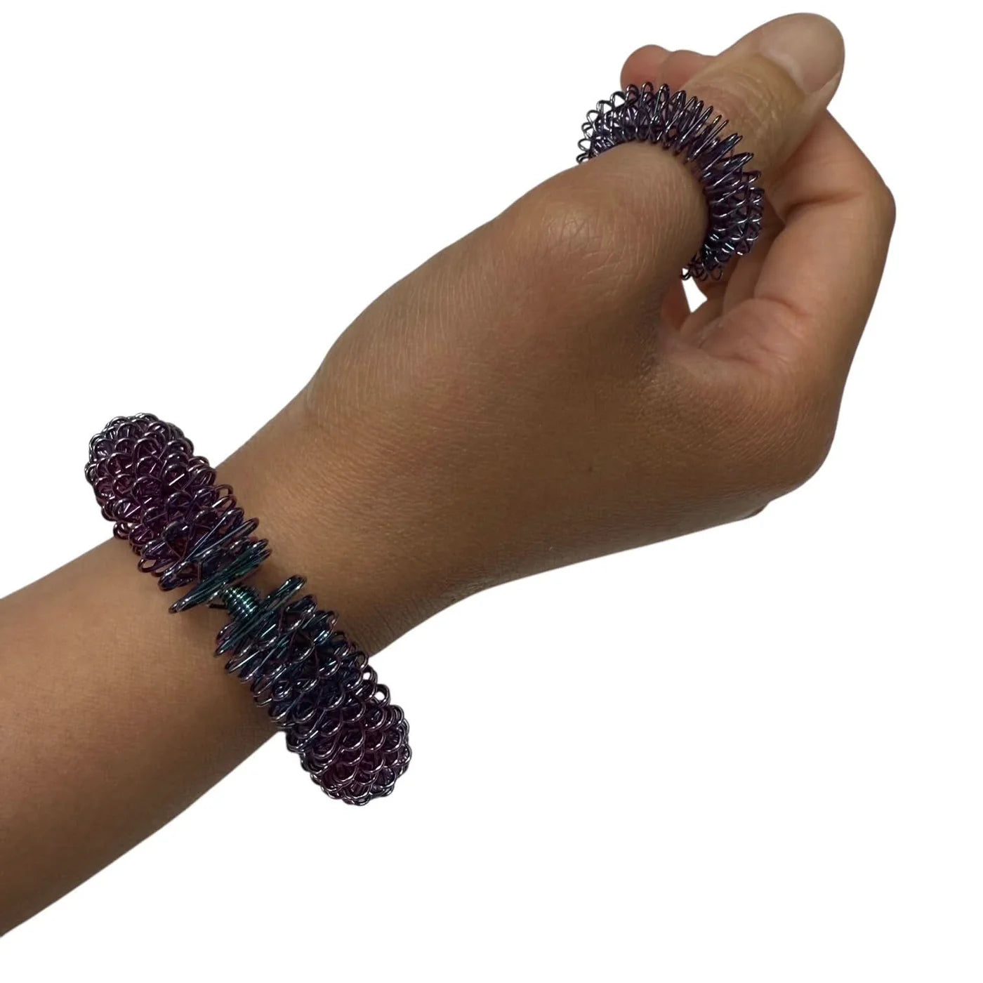 Kaiko_wrist_spikey_oil_slick_self_harm_tool_spikey_wrist_and_finger