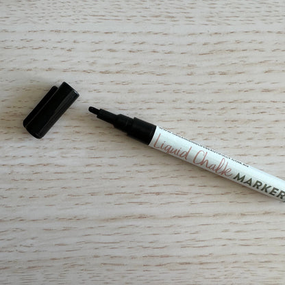 Organizing_life_beautifully_black_liquid_chalk_pen_lid_off