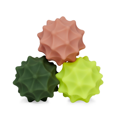 SPEKS_ODDS_Vivid_Green_Spurs_trio