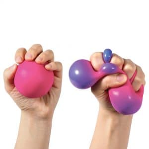 Schylling_Nee_Doh_Colour_Changing_ball_pink_to_purple