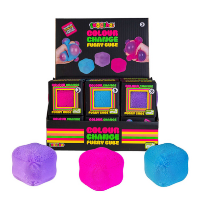 Smooshos_change_colour_furry_cube_packaging