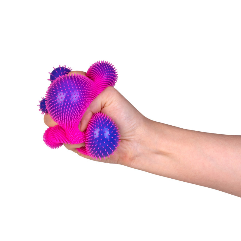 Smooshos_change_colour_furry_cube_purple