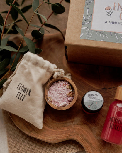 The_Little_Potion_co._MINI_Enchanted_Garden_creative_Potion_Kit_flower_fizz