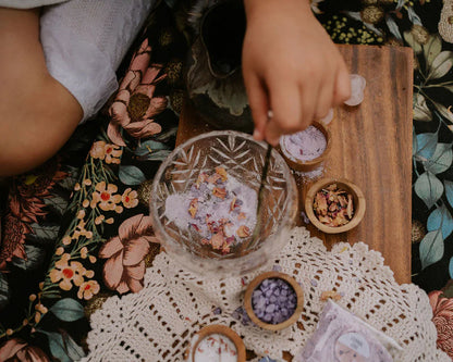 The_Little_Potion_co._Wings_of_a_dragonfly_Mindful_Potion_Kit_powder