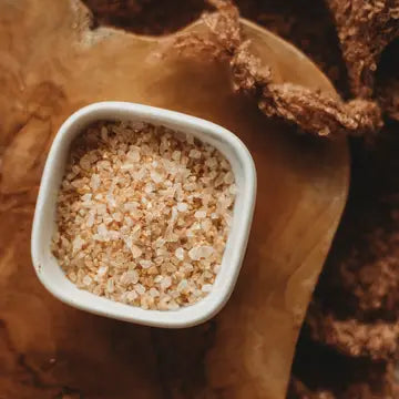 The_Saltwater_Collective_Sea_Salt_Shimmers_250g_Golden_Summer_in_bowl