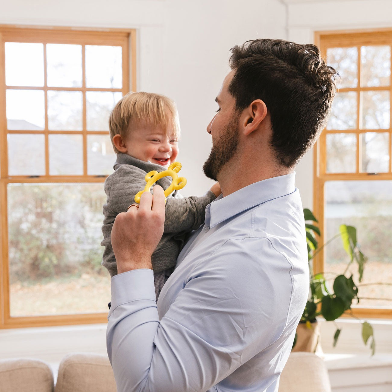 ark-donut-baby-teething-ring-with-toddler