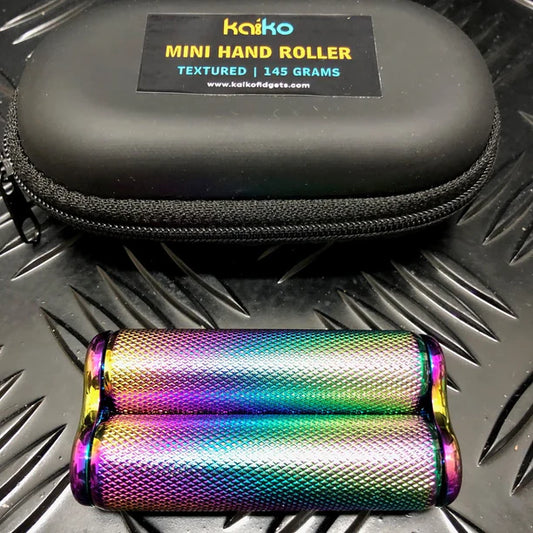 Mini Hand Roller in black carry case - textured 145 gram