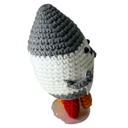kaiko_love-moon-back-rocket-crochet