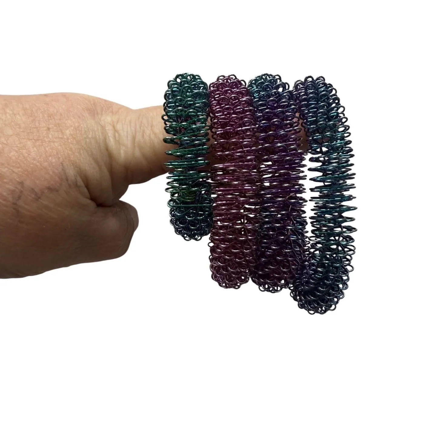 wrist_spikey_sizes_range