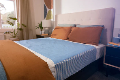 Brolly_waterproof_sheets_pads_with_wings_blue_check