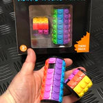 Kaiko_Rotate_and_Slide_Puzzle_in_hand