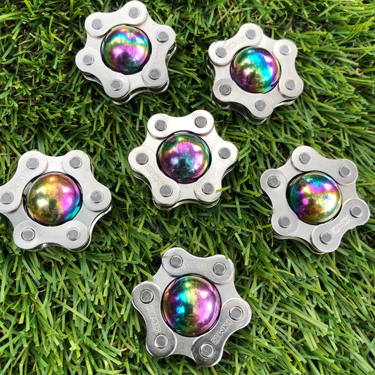 Kaiko_Fidget_ Magic_Ball_oil_slick